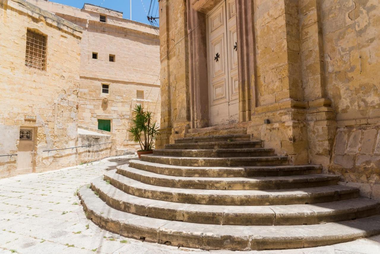 Vittoriosa' Seafront 2 Bed Highly Furnished Apartment Exterior foto