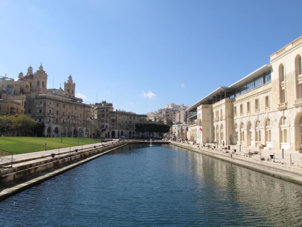 Vittoriosa' Seafront 2 Bed Highly Furnished Apartment Exterior foto