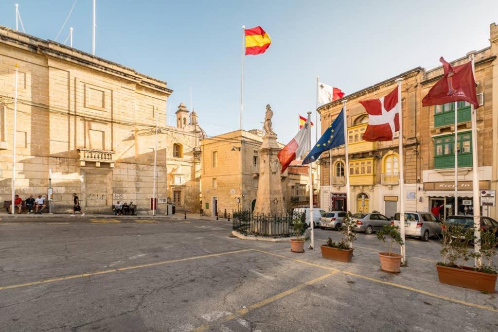Vittoriosa' Seafront 2 Bed Highly Furnished Apartment Exterior foto